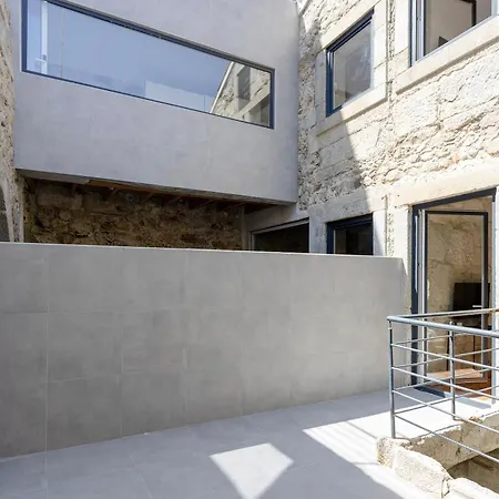 Liiiving In Gaia - The Wine Side Вила-Нова-ди-Гая