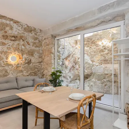 Liiiving In Gaia - The Wine Side *