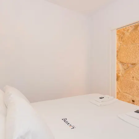 Liiiving In Gaia - The Wine Side Apartment *