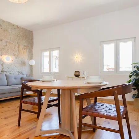 Liiiving In Gaia - The Wine Side * Vila Nova de Gaia