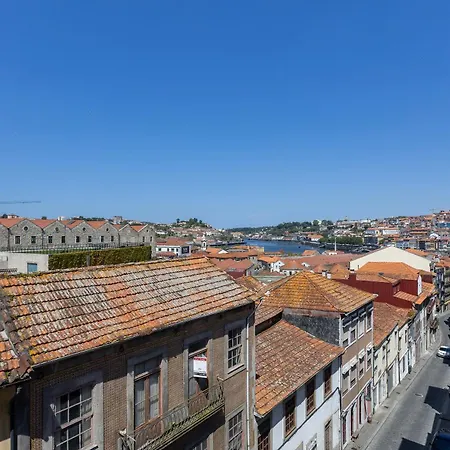 Liiiving In Gaia - The Wine Side *