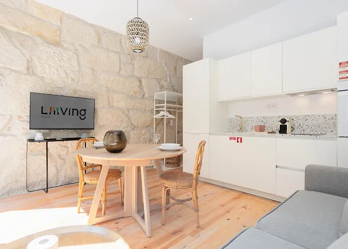 Liiiving In Gaia - The Wine Side Vila Nova de Gaia