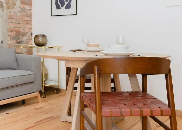 Liiiving In Gaia - The Wine Side Vila Nova de Gaia