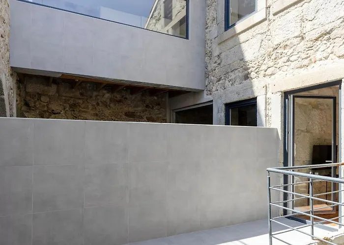 Liiiving In Gaia - The Wine Side 빌라노바데가이아