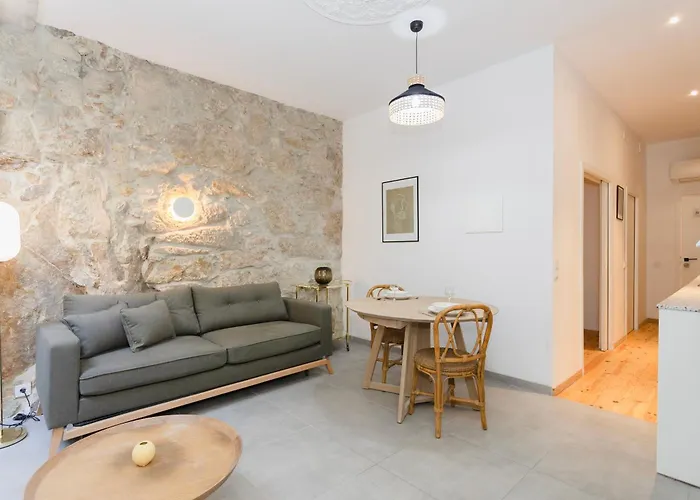 Liiiving In Gaia - The Wine Side * Vila Nova de Gaia